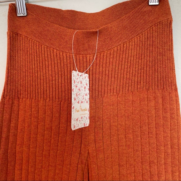 NWT FREE PEOPLE Keep it real flare pant - Picture 5 of 10